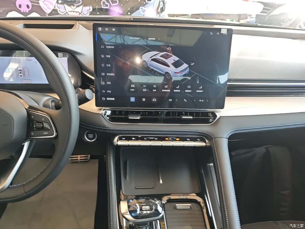 Geely Preface, 2025 13