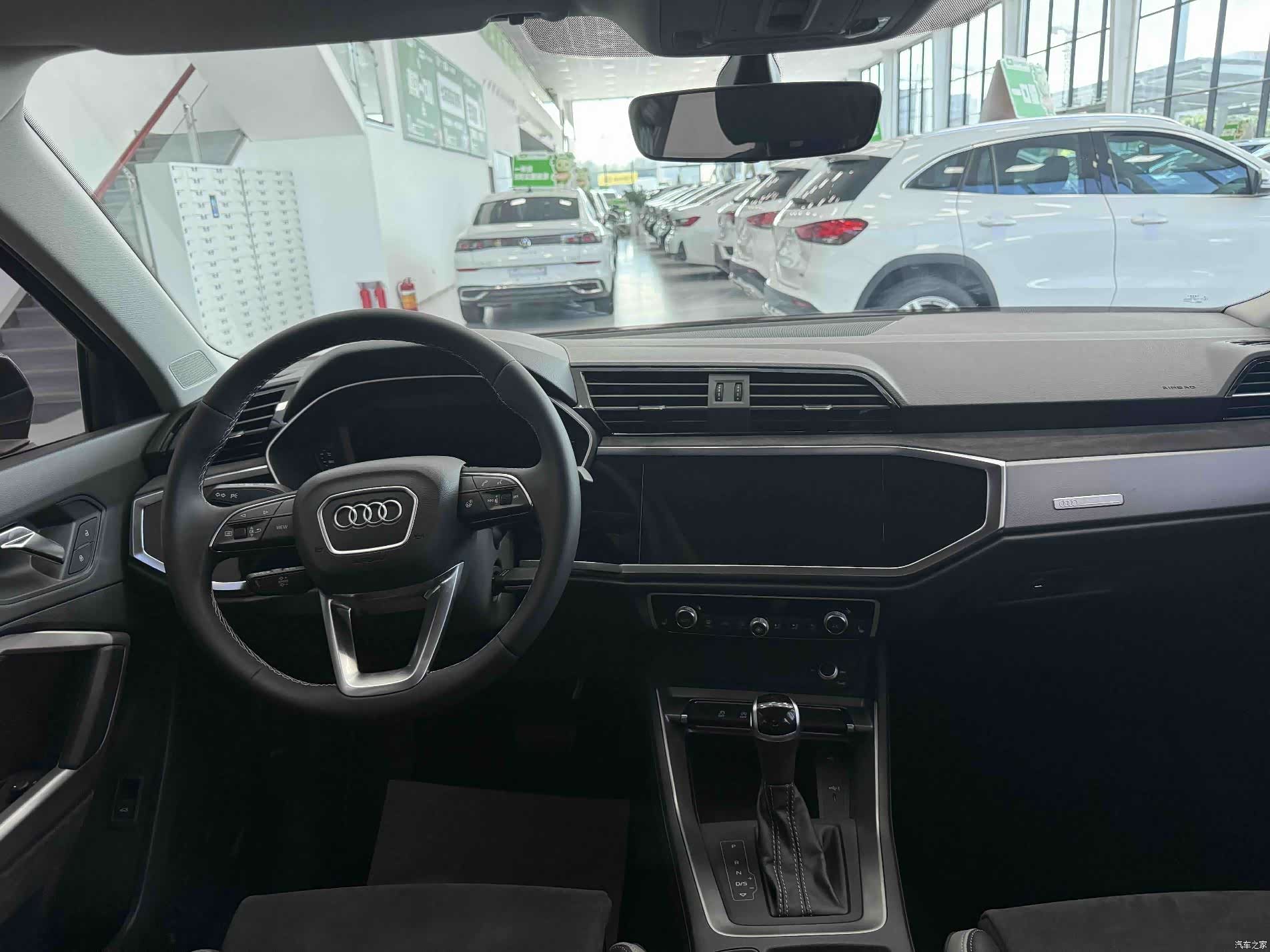 Audi Q3, 2022 21