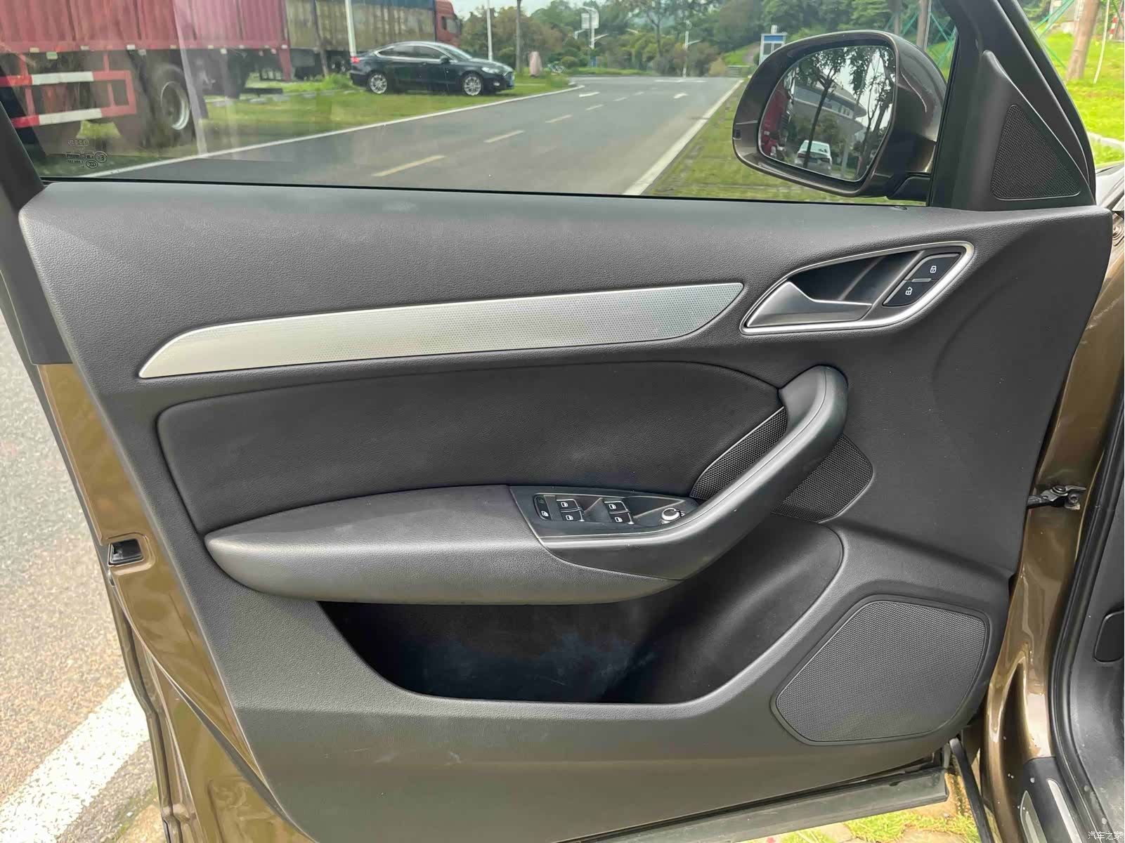 Audi Q3, 2016 13