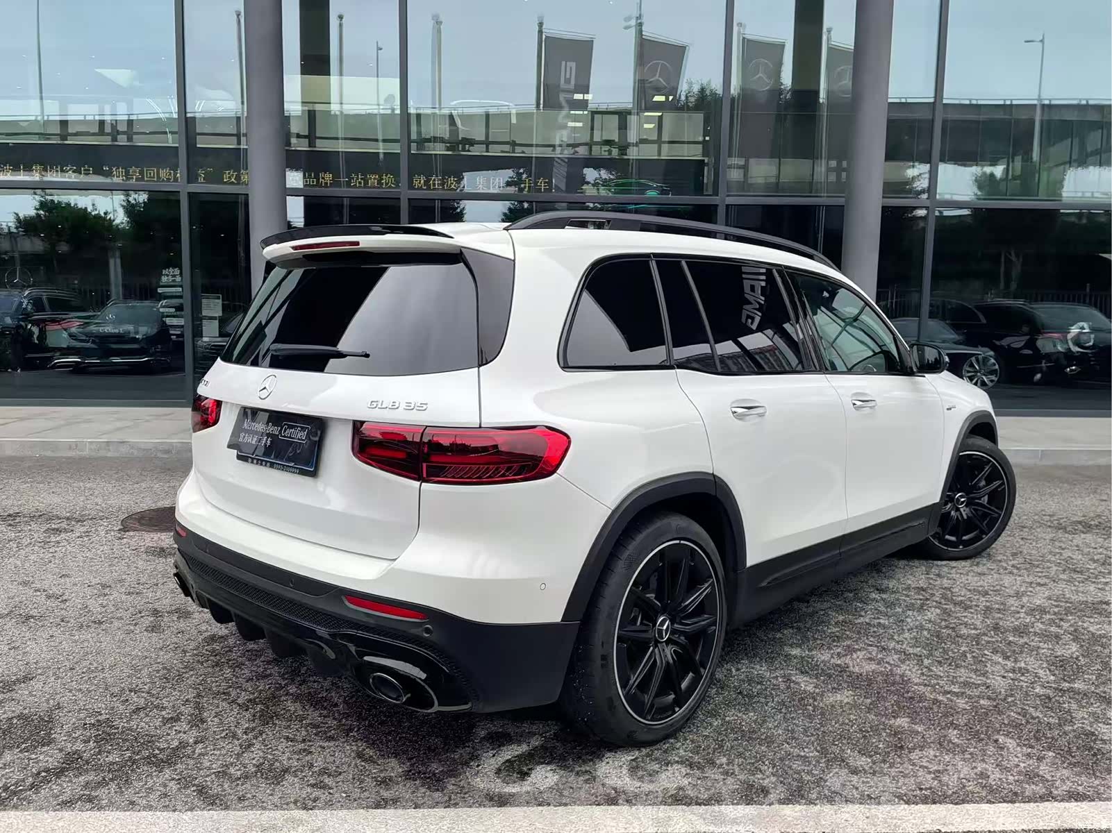 Mercedes-Benz GLB, 2025 4