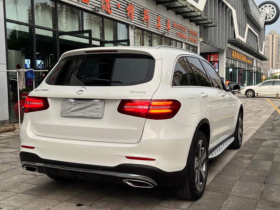 Mercedes-Benz GLC Mercedes-Benz GLC