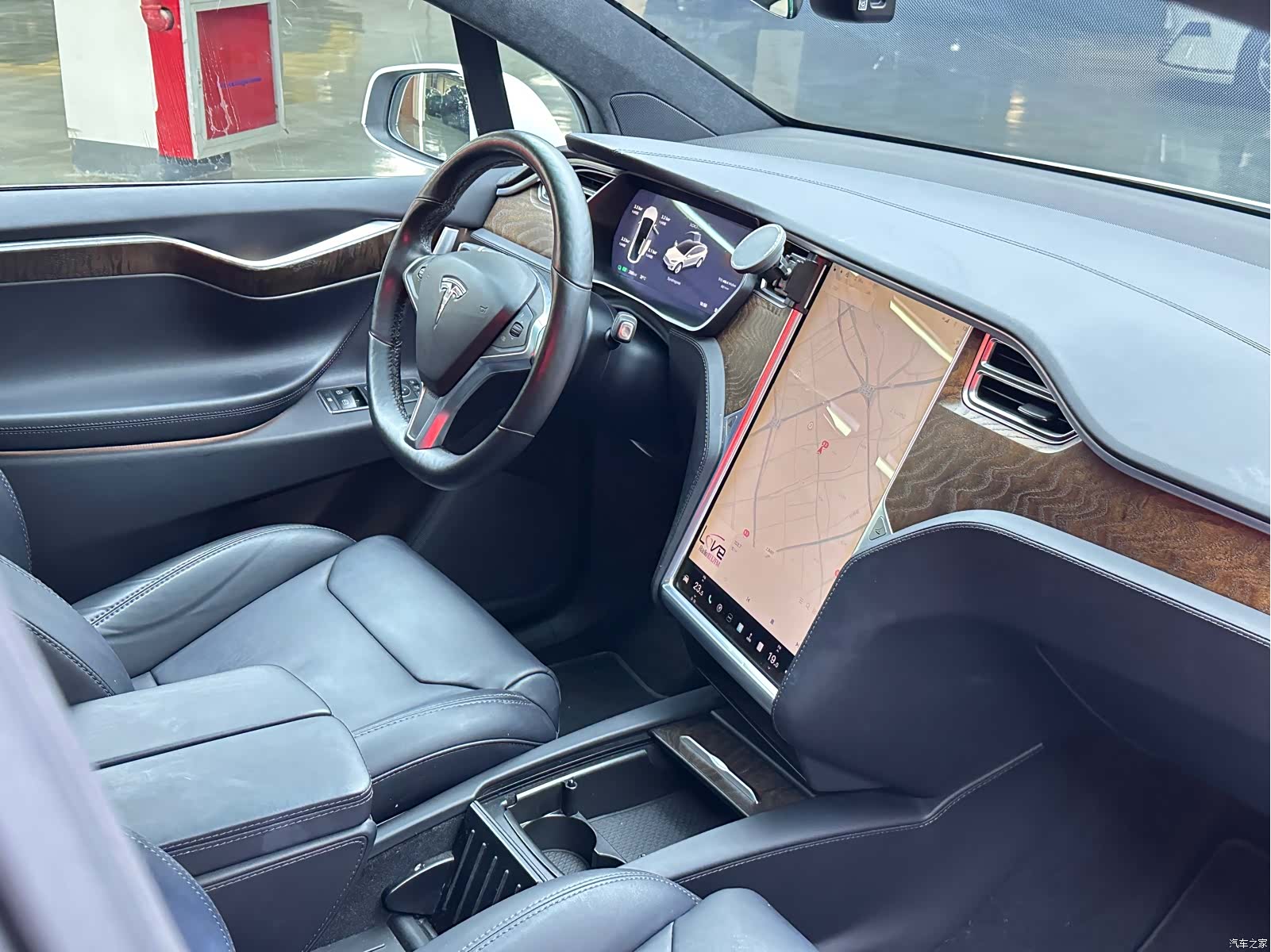 Tesla Model X, 2018 18