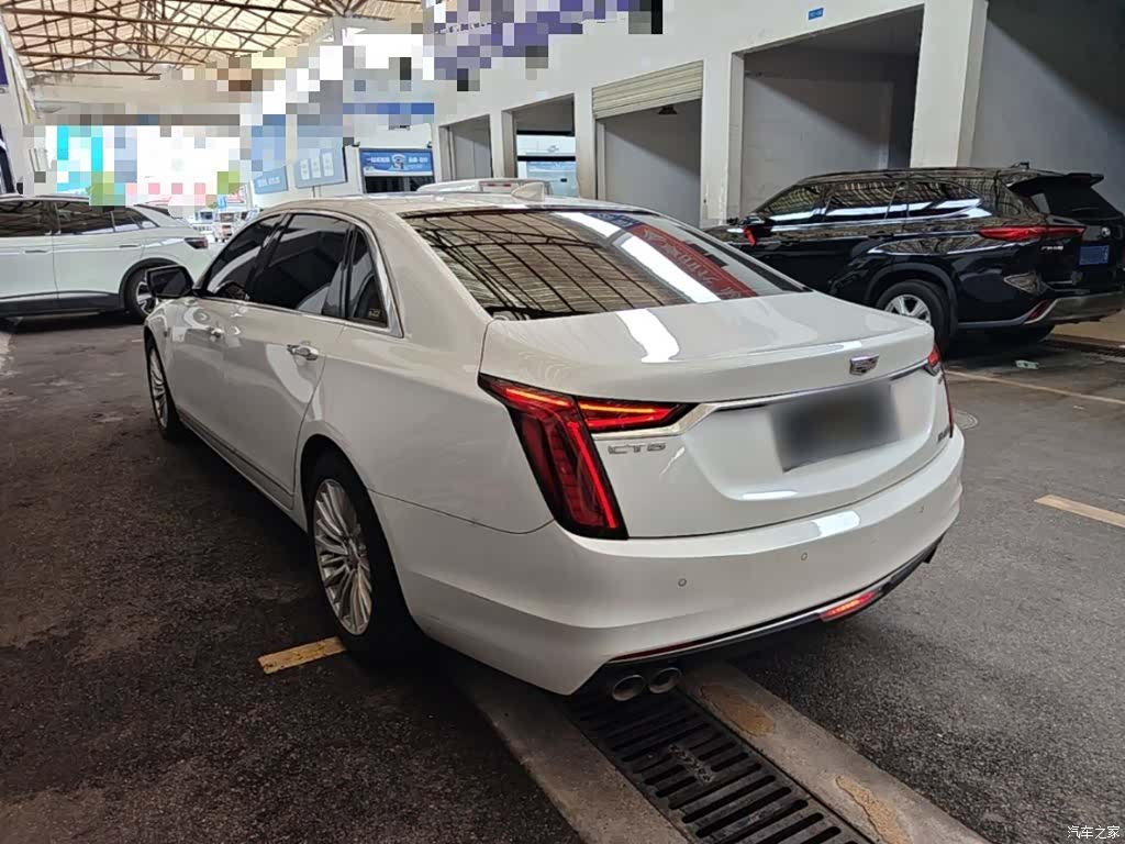 Cadillac CT6, 2021 все фото
