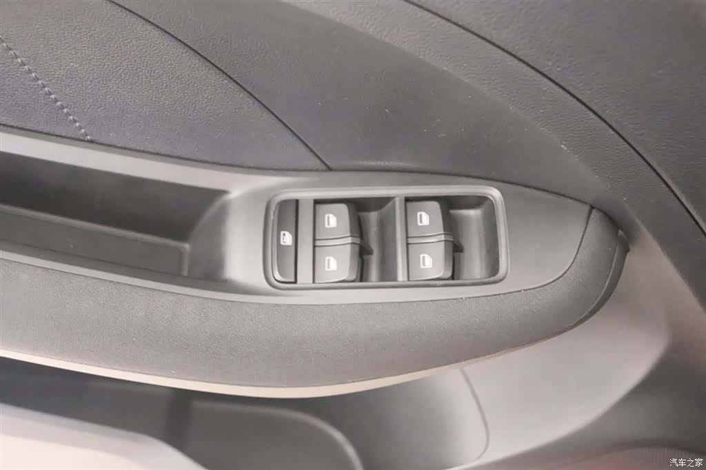 MG ZS, 2020 12
