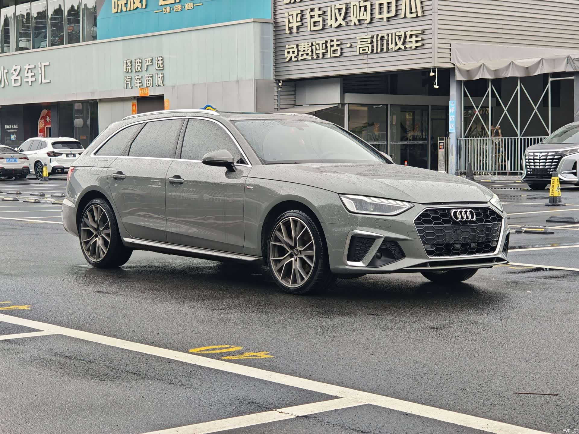 Audi A4, 2021 3