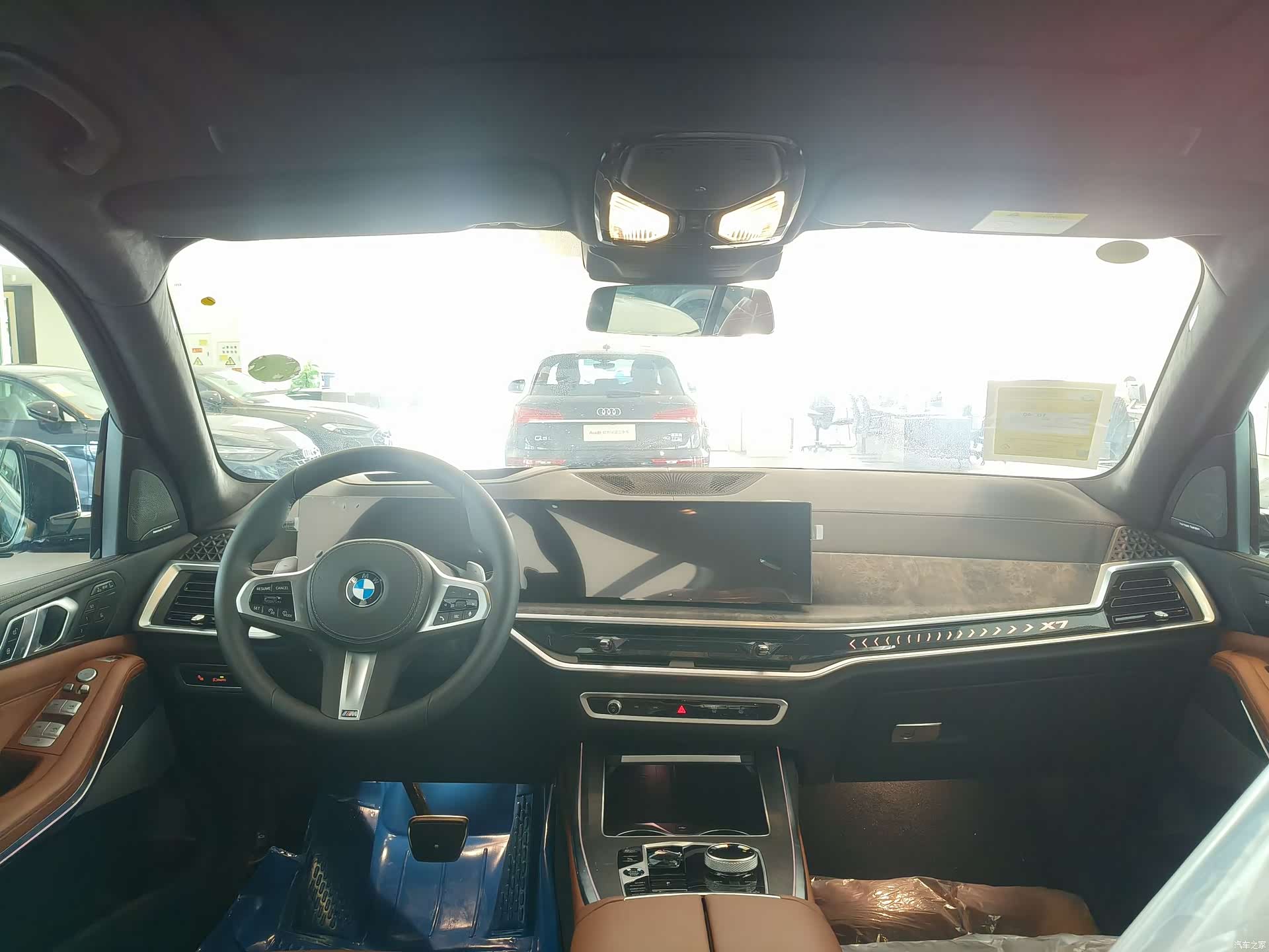 BMW X7, 1900 14