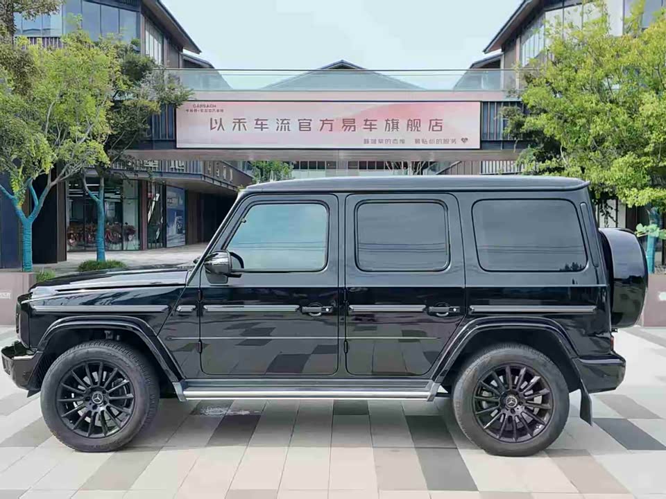 Mercedes-Benz G-class
