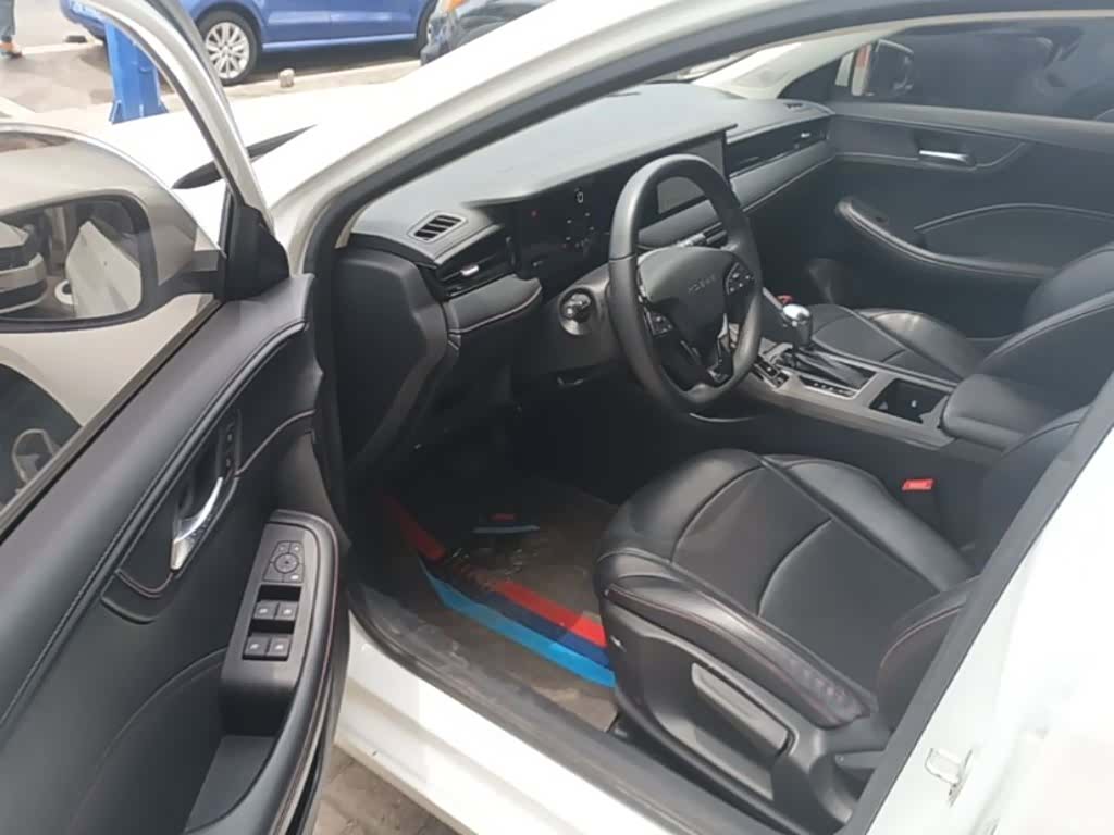 Roewe i5, 2023 15