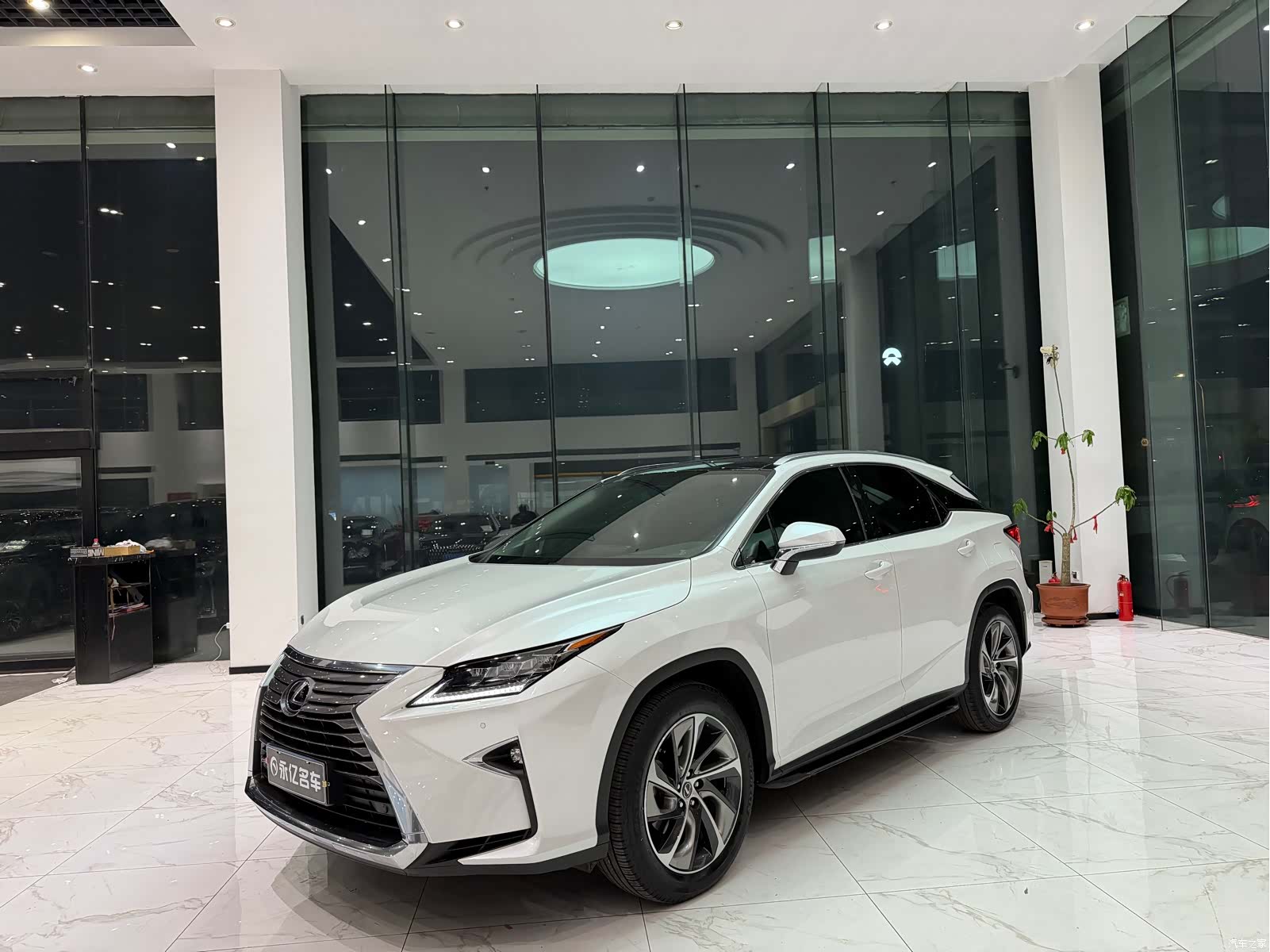 Lexus RX, 2018 3