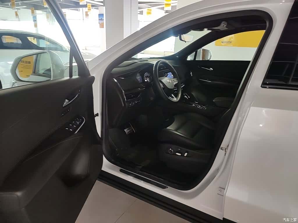 Cadillac XT4, 2023 16