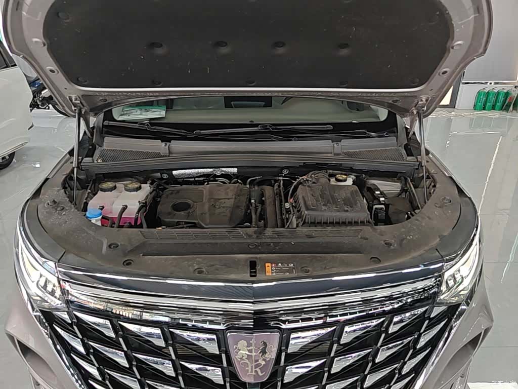 Roewe iMAX8, 2025 20