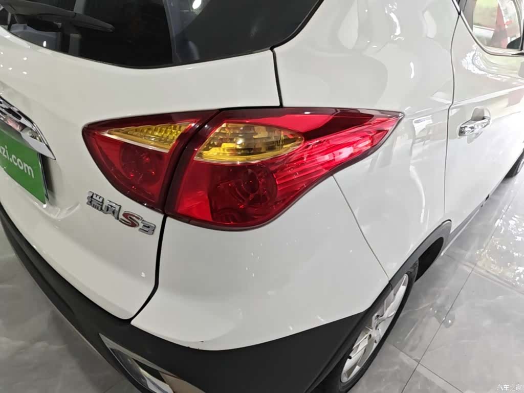 JAC S3, 2015 8