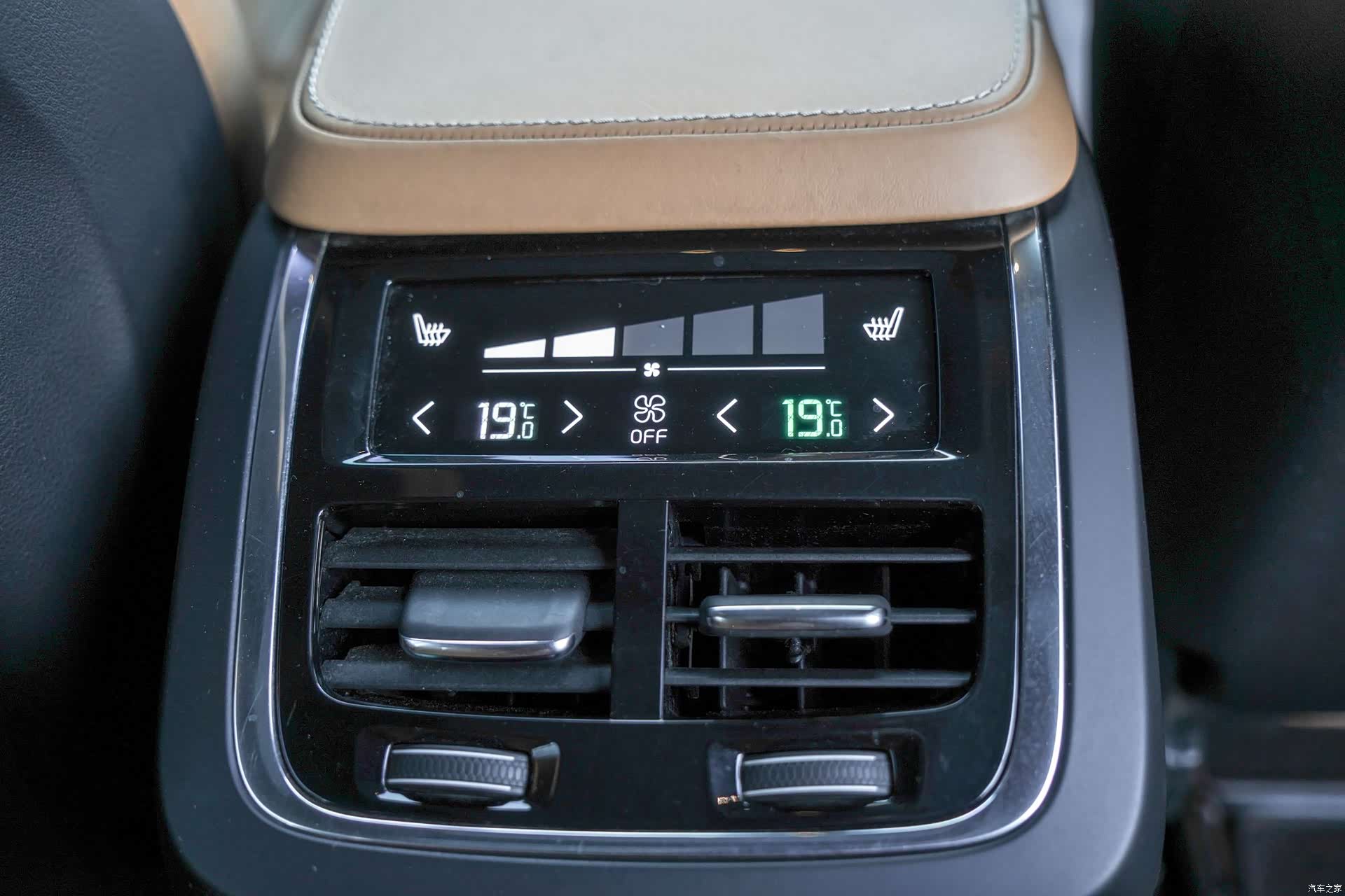 Volvo XC90, 2017 17