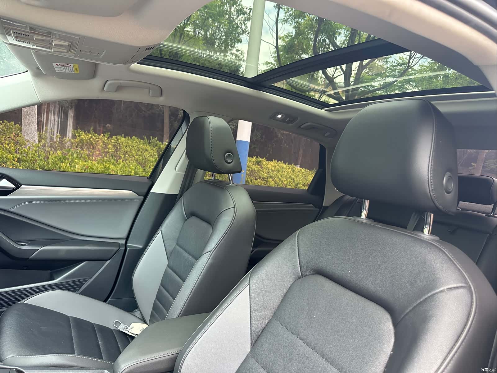 Volkswagen Sagitar, 2022 13