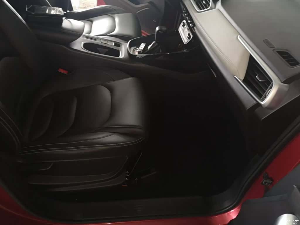 Wuling 530, 2018 25