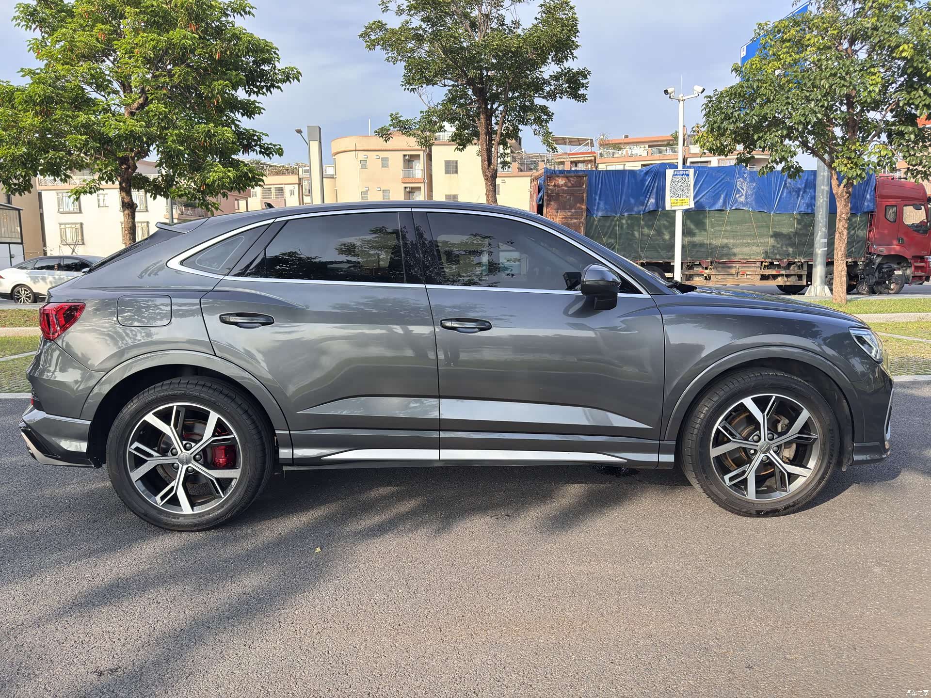Audi Q3, 2021 6
