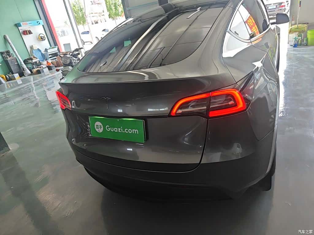 Tesla Model Y, 2021 6