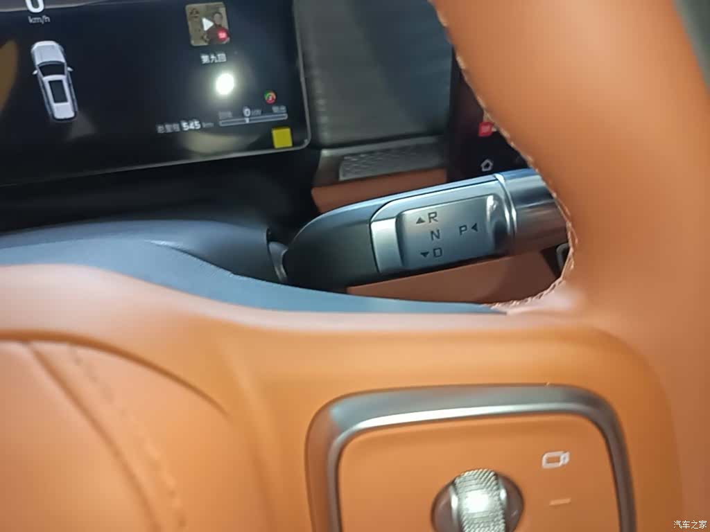 Jetour L7, 2026 10