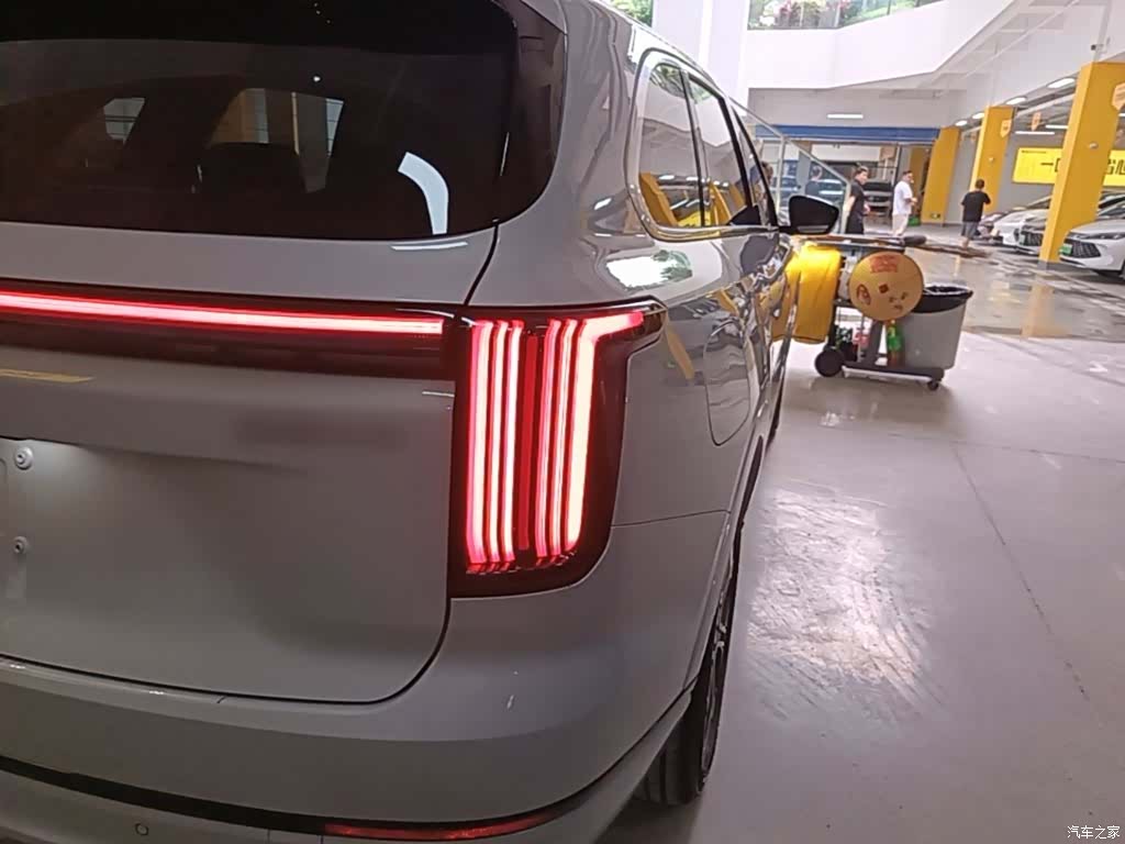 Jetour L7, 2026 24