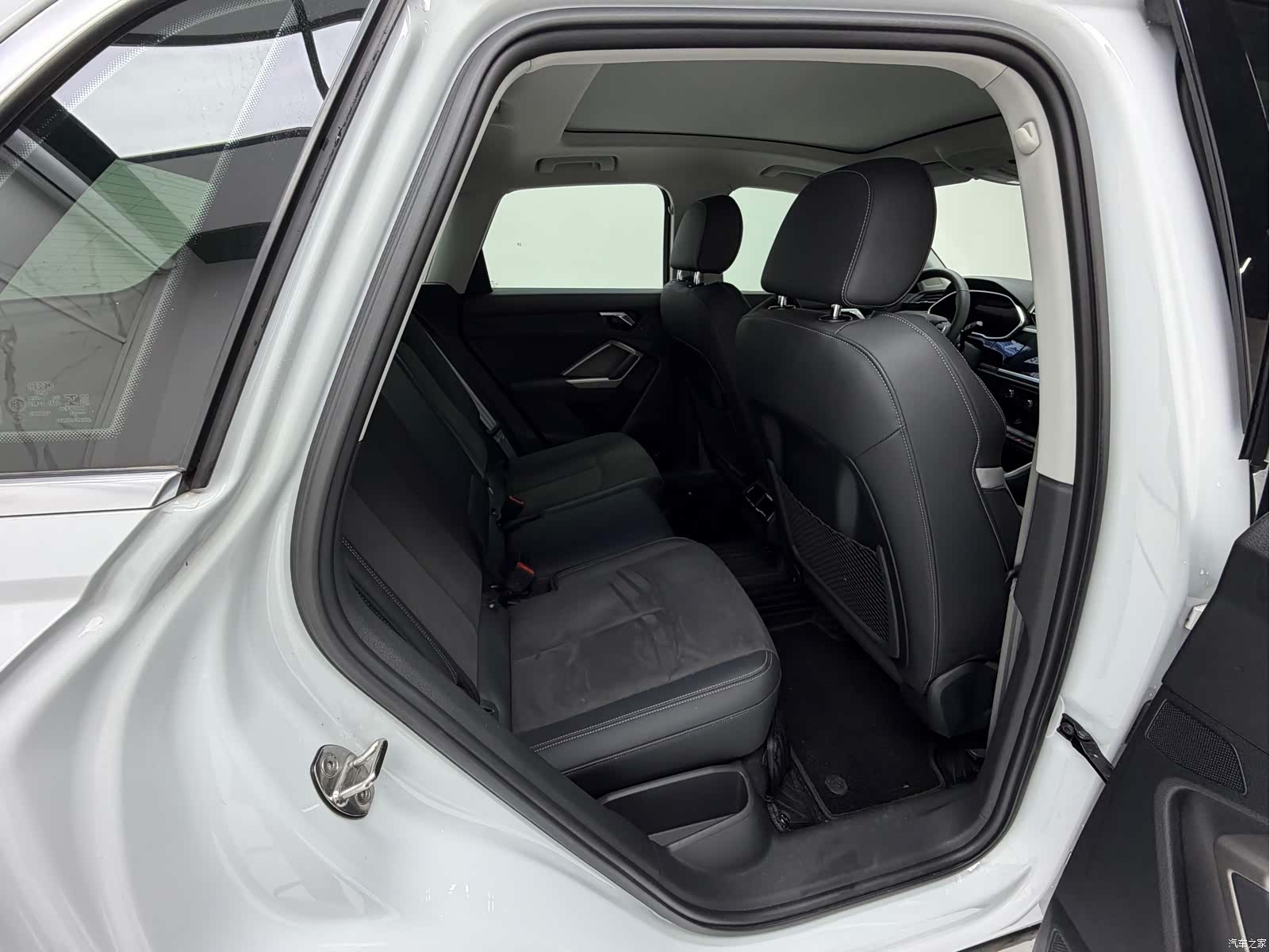Audi Q3, 2023 18