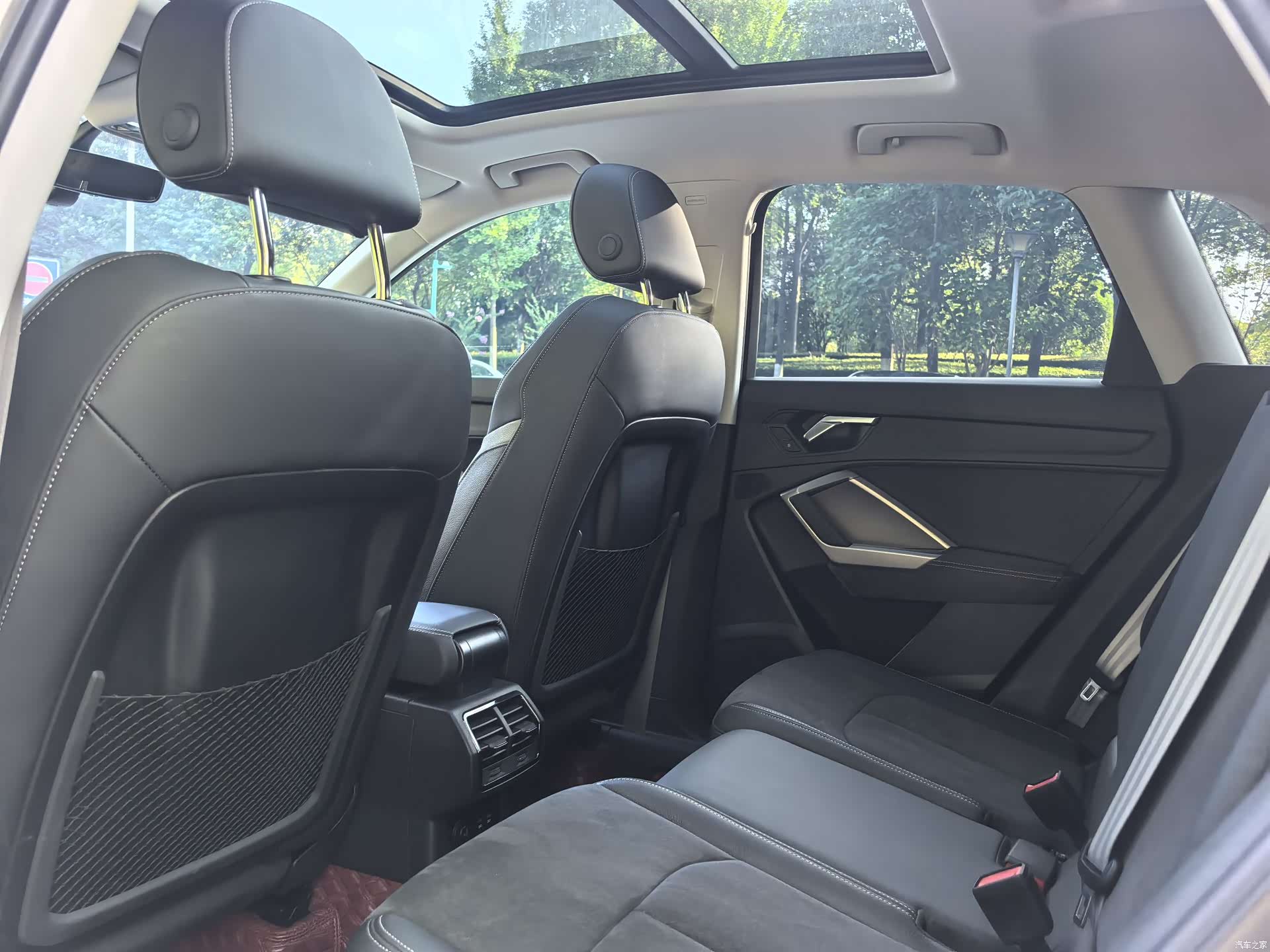 Audi Q3, 2023 все фото