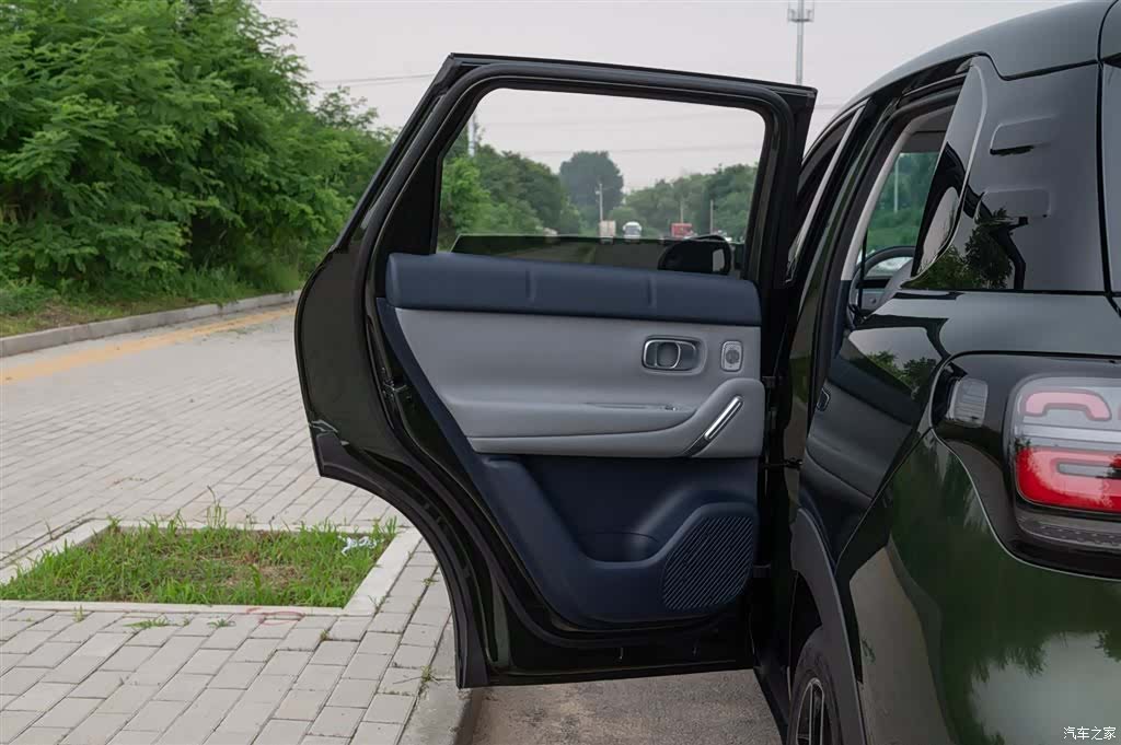 Leapmotor A10, 2026 15
