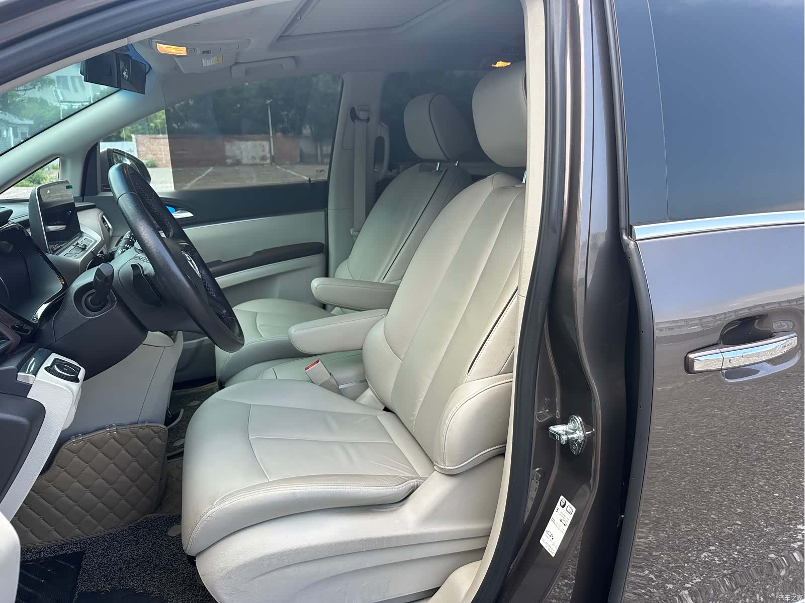 Buick GL8, 2021 15