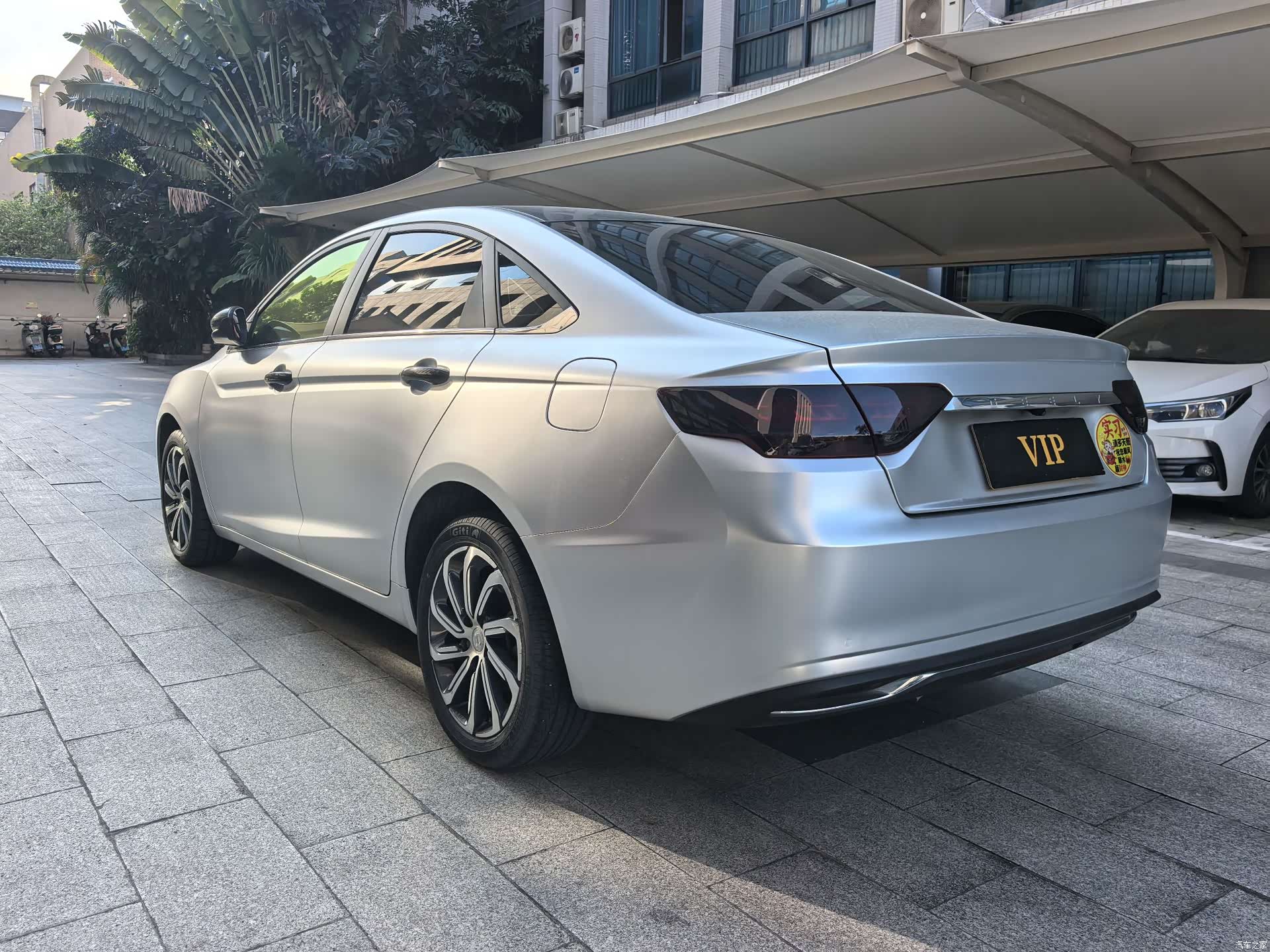 Geely Emgrand, 2021 11