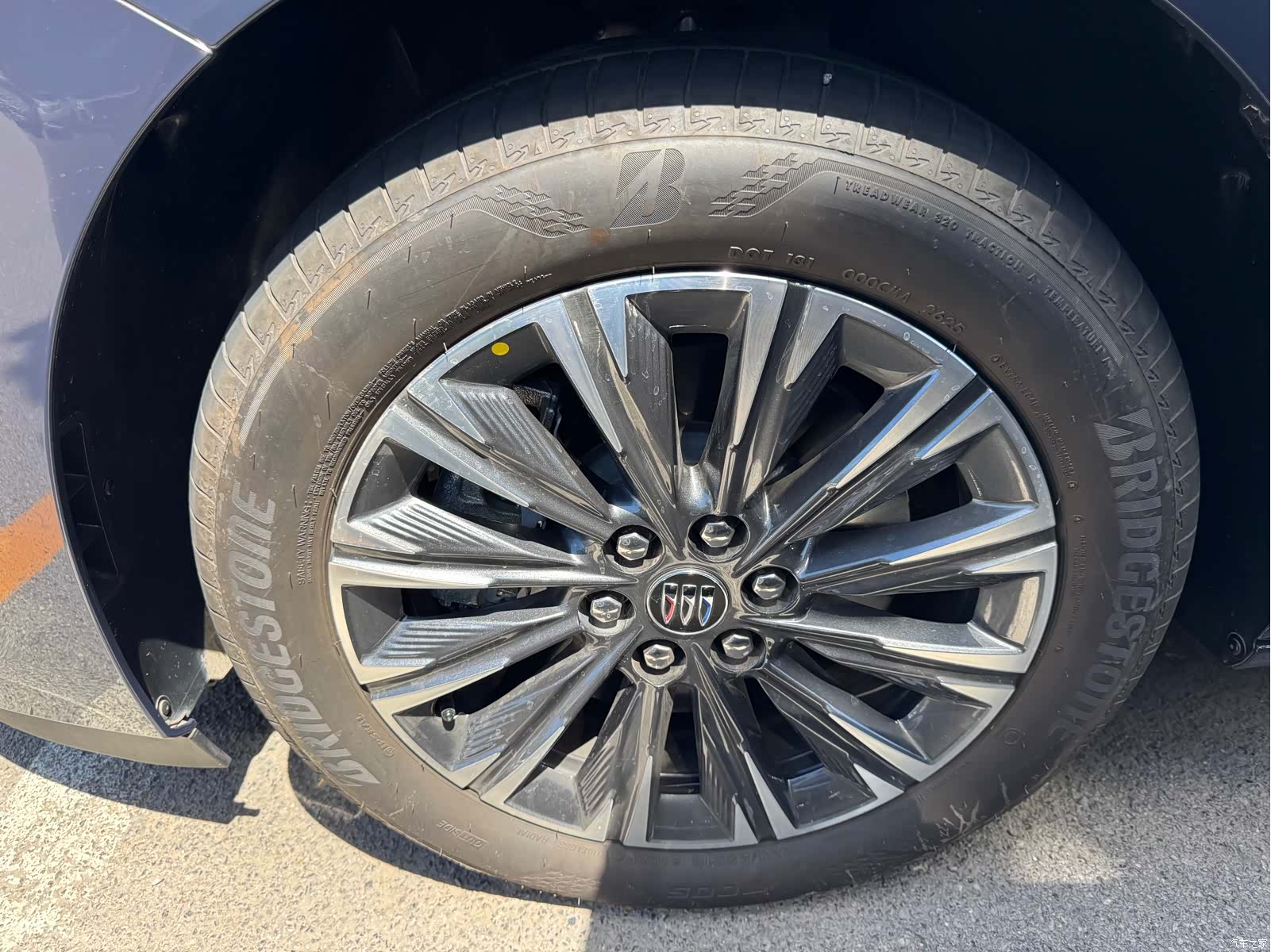 Buick GL8, 2026 18