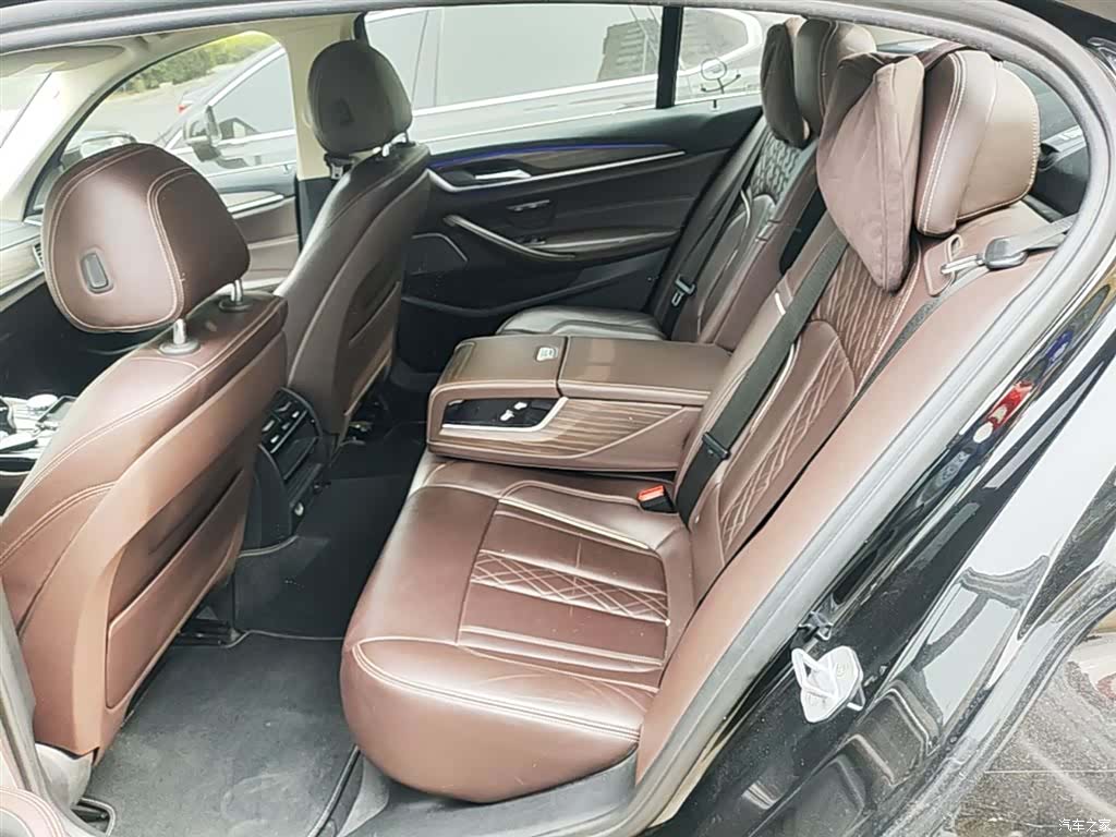 BMW 5 Series, 2018 16