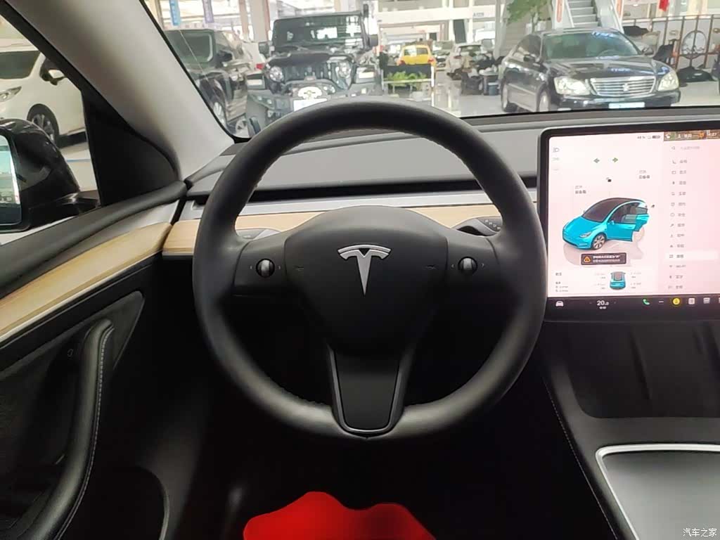 Tesla Model Y, 2023 11