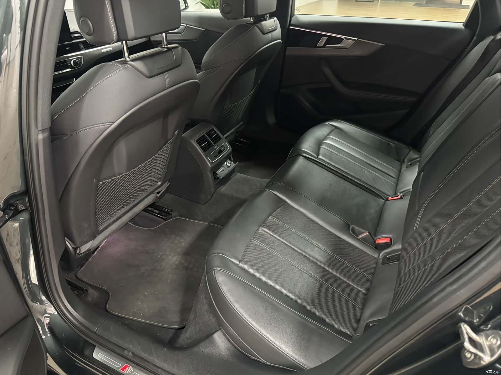 Audi A4L, 2024 7