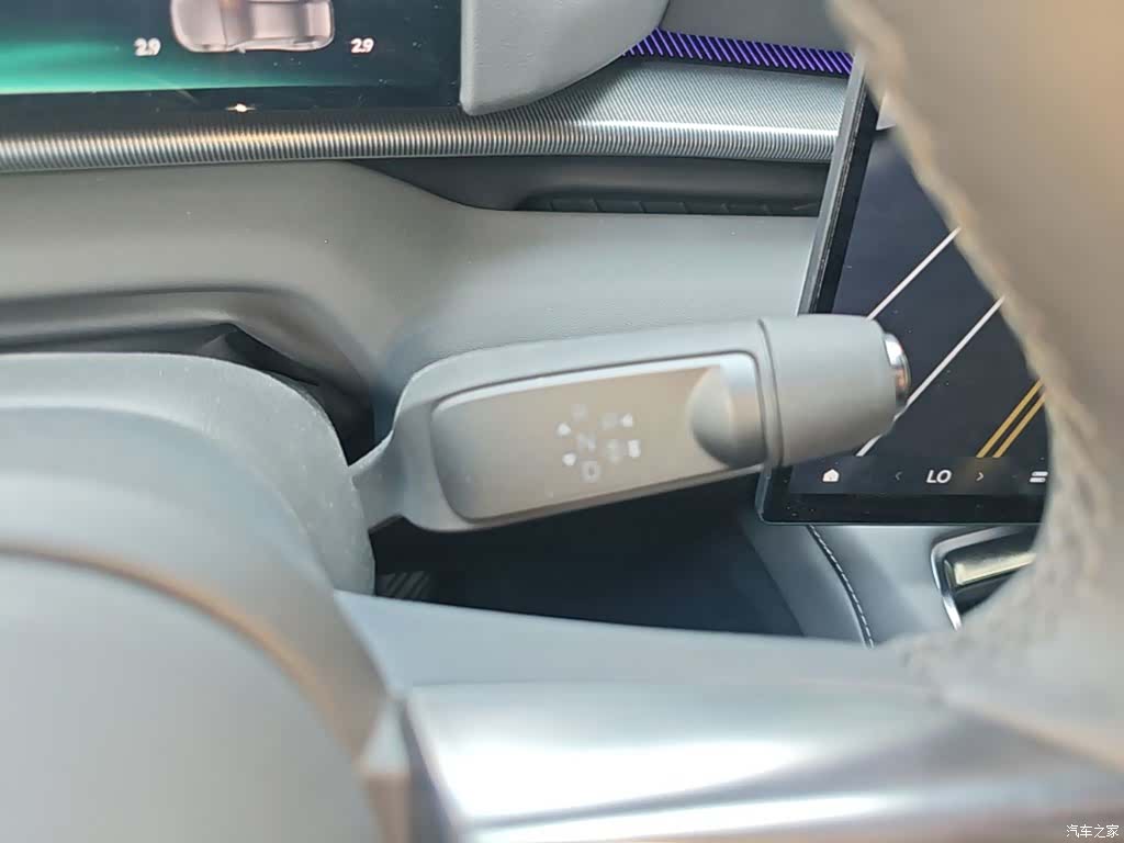 Xpeng P7, 2025 14
