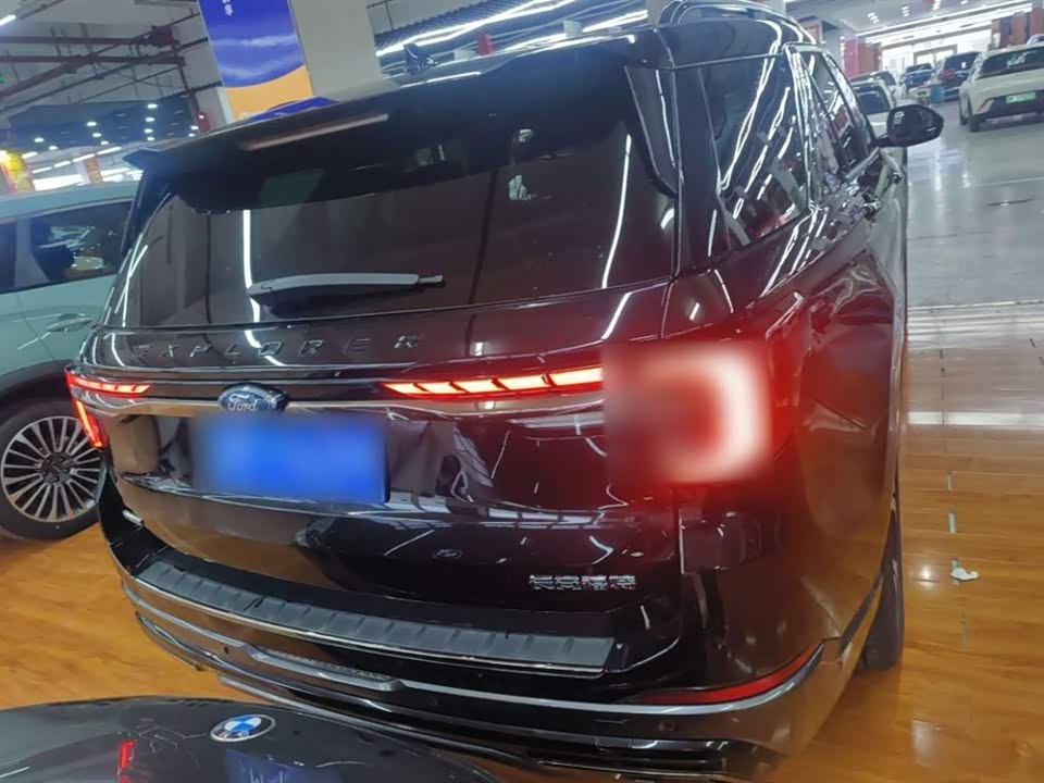 Ford Explorer Ford Explorer