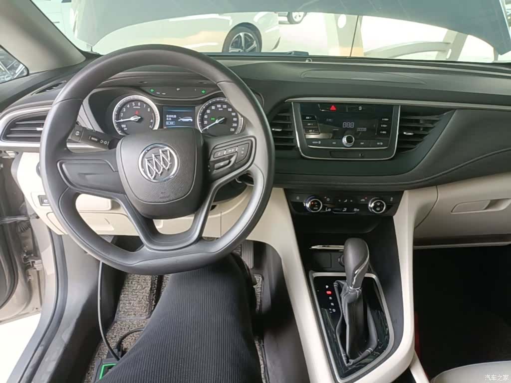 Buick GL6, 2018 10