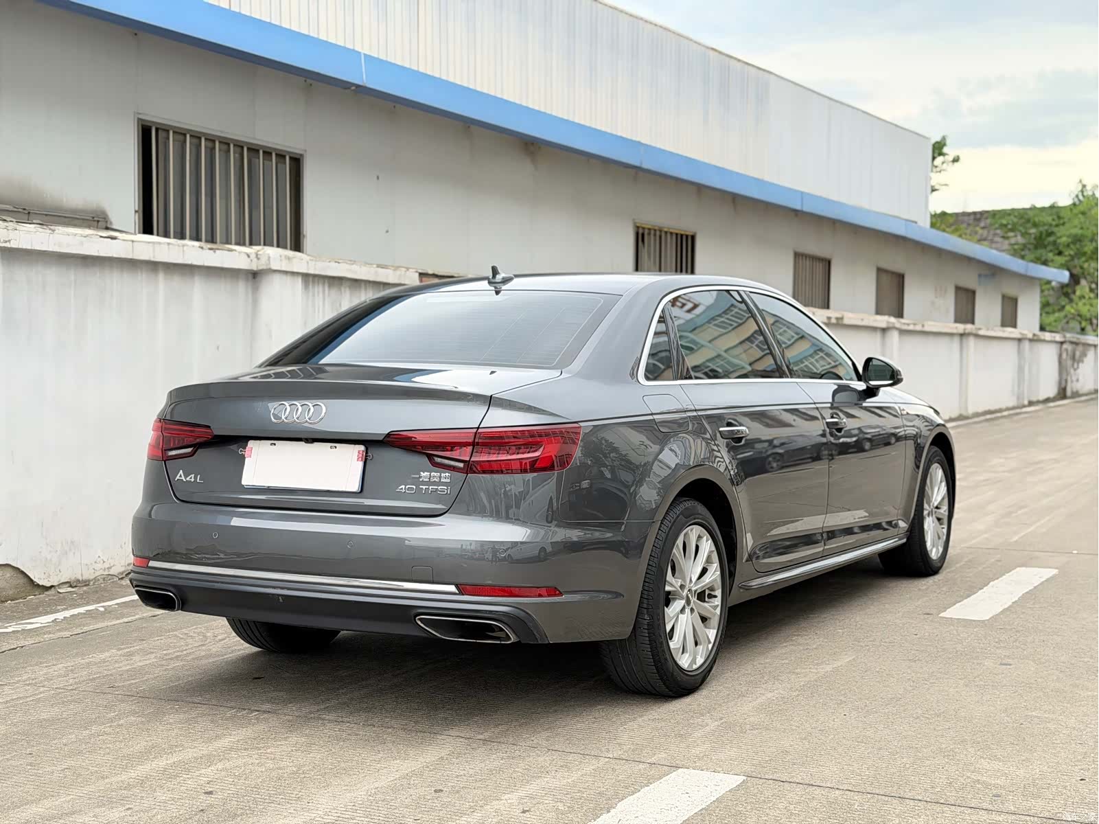 Audi A4L, 2019 8