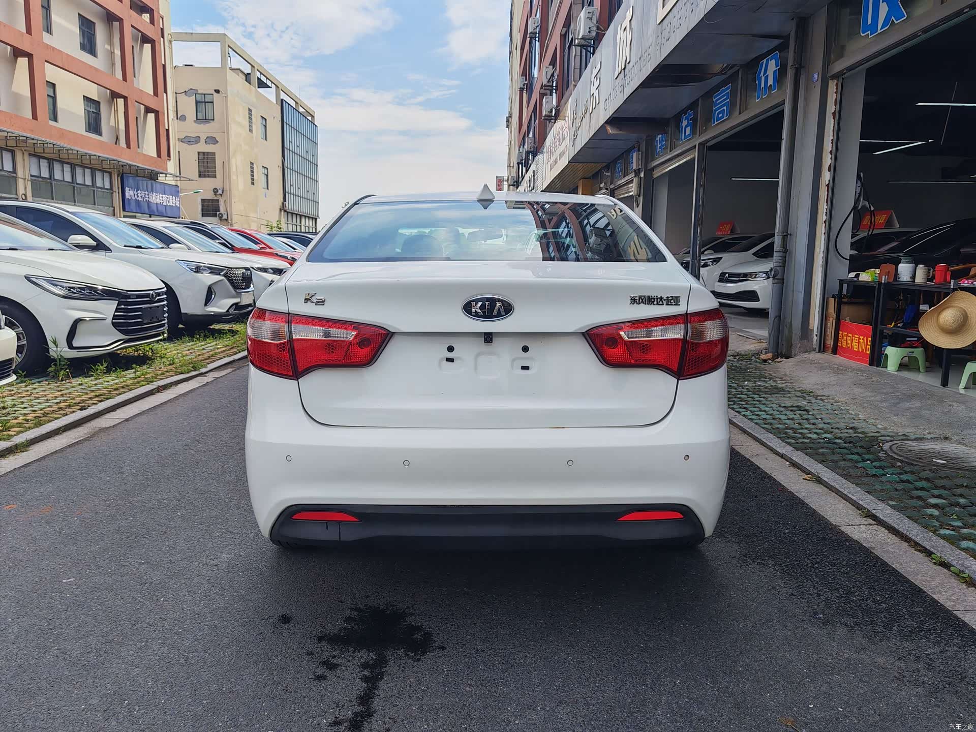 Kia K2, 2012 8