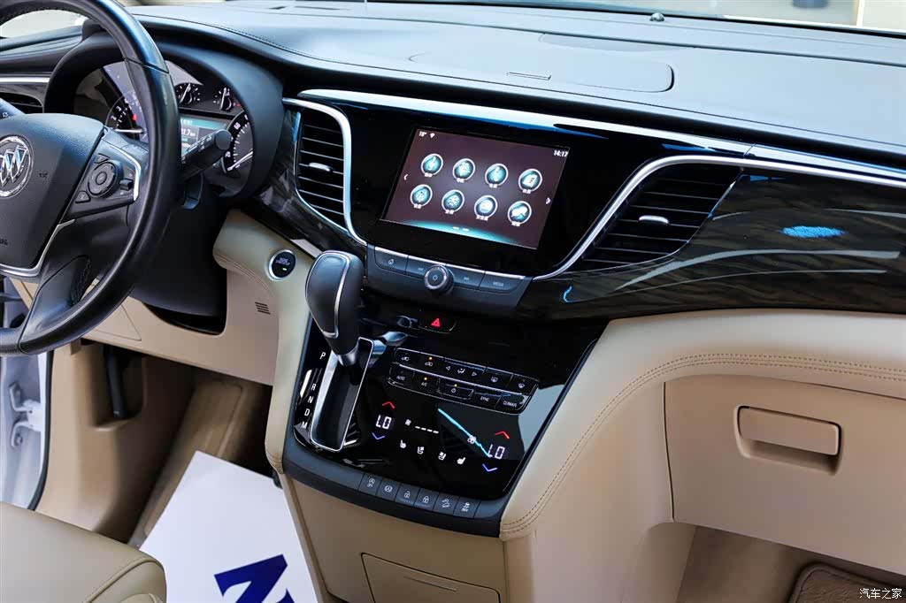 Buick GL8, 2018 20
