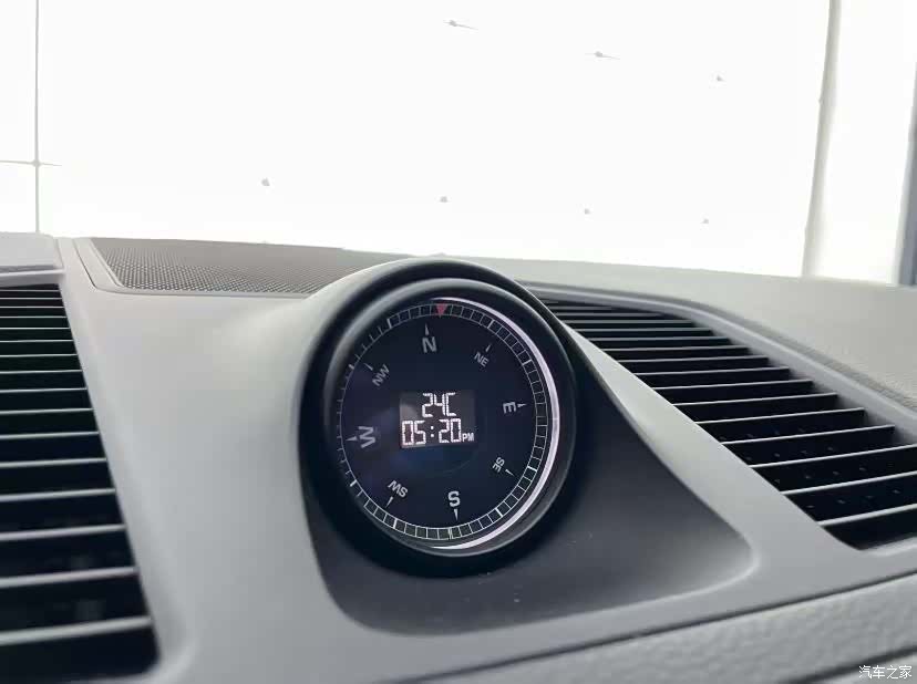 Porsche Cayenne, 2019 все фото