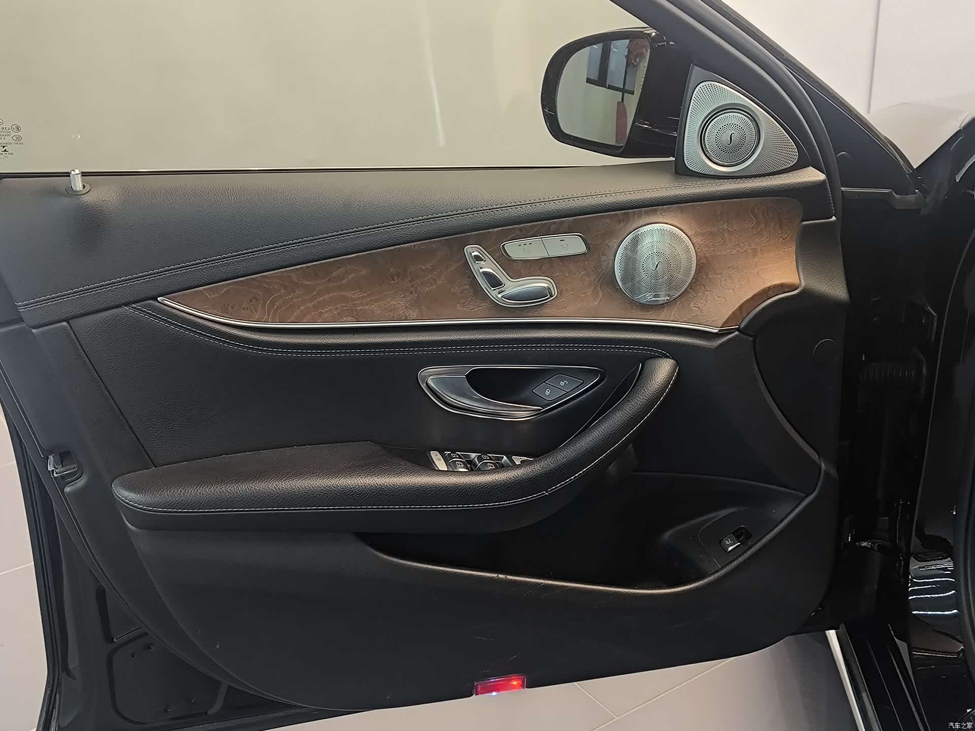 Mercedes-Benz E-Class, 2018 7