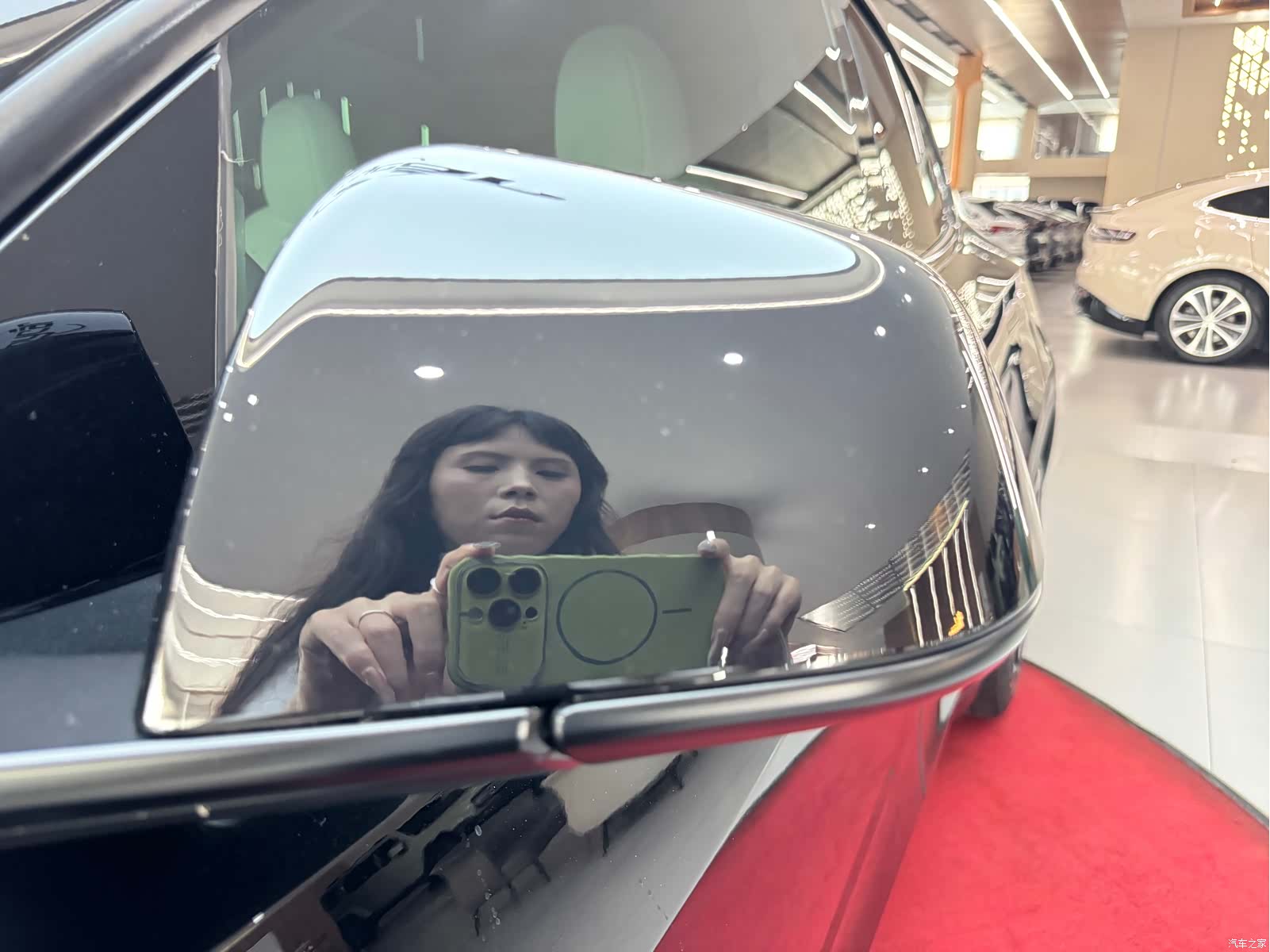 Tesla Model Y, 2023 31