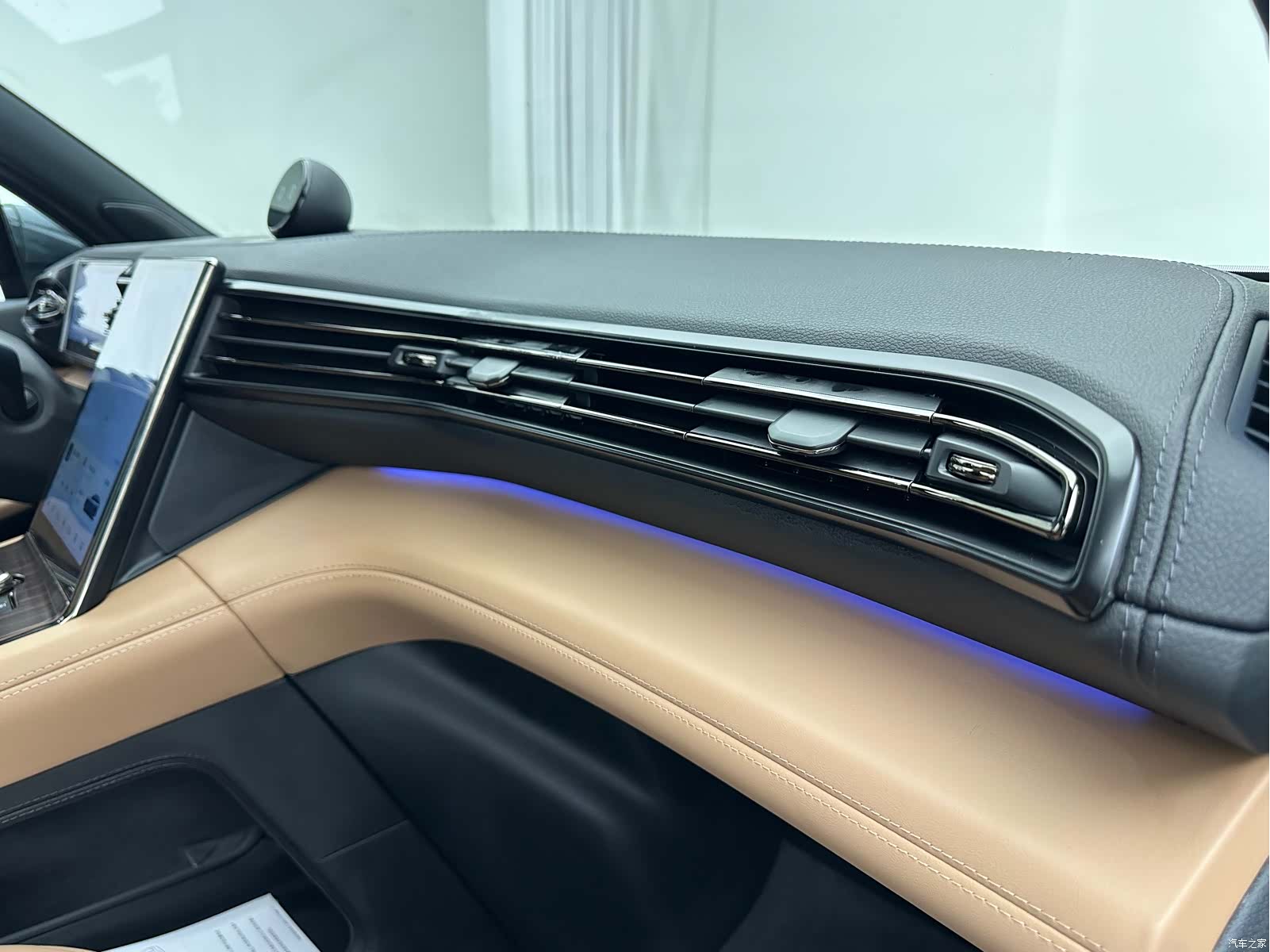 NIO ES6, 2022 28