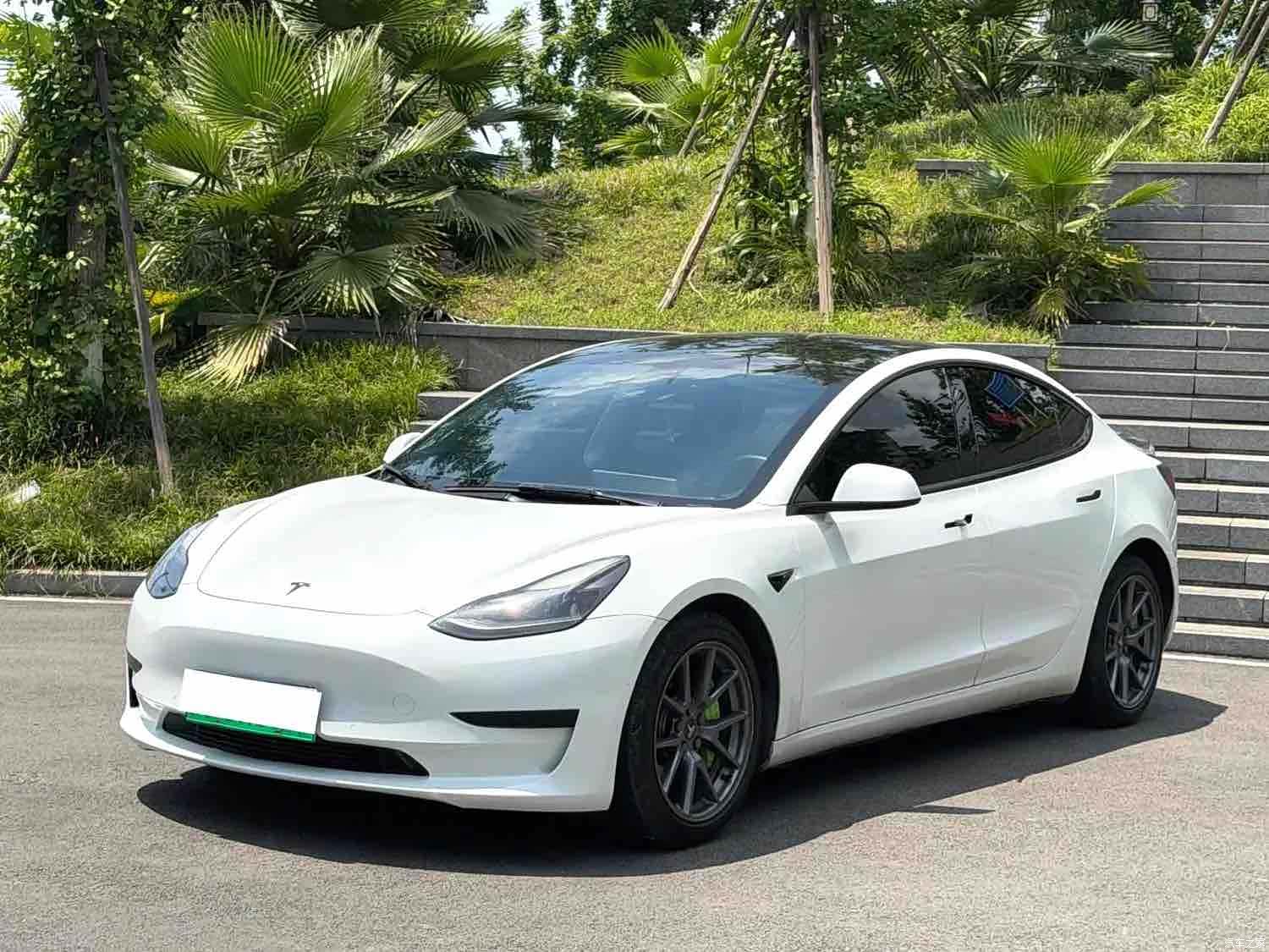 Tesla Model 3, 2022 10