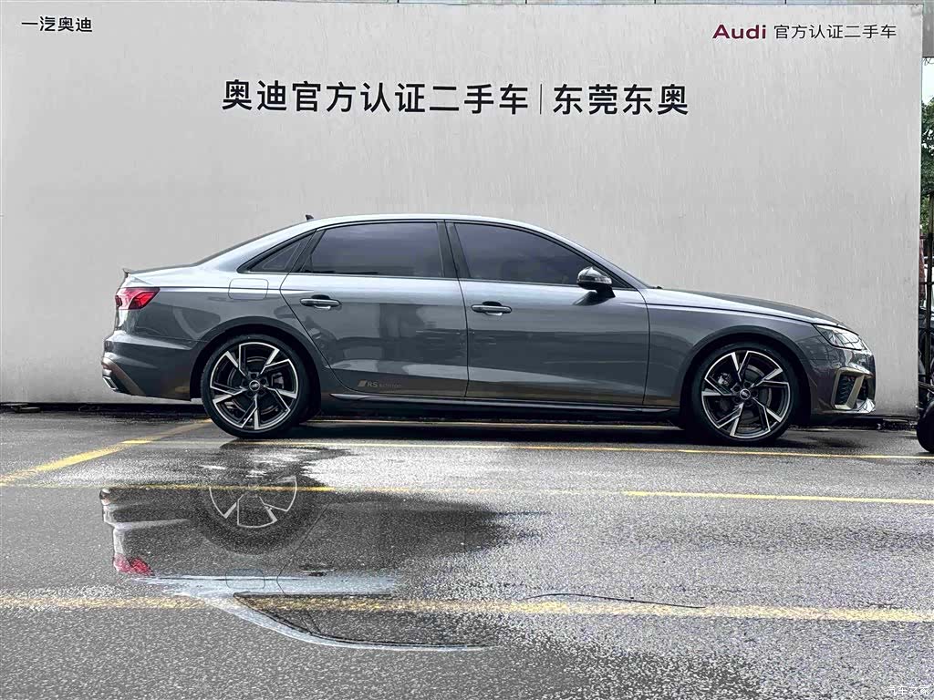Audi A4L, 2025 3