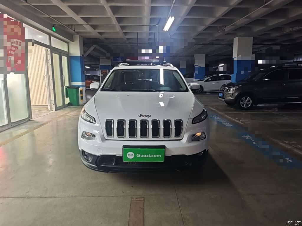 Jeep Cherokee, 2017 3