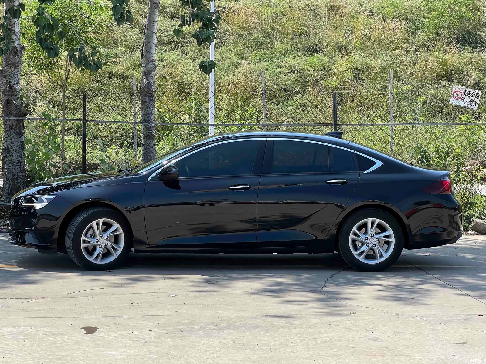 Buick Regal, 2022 3
