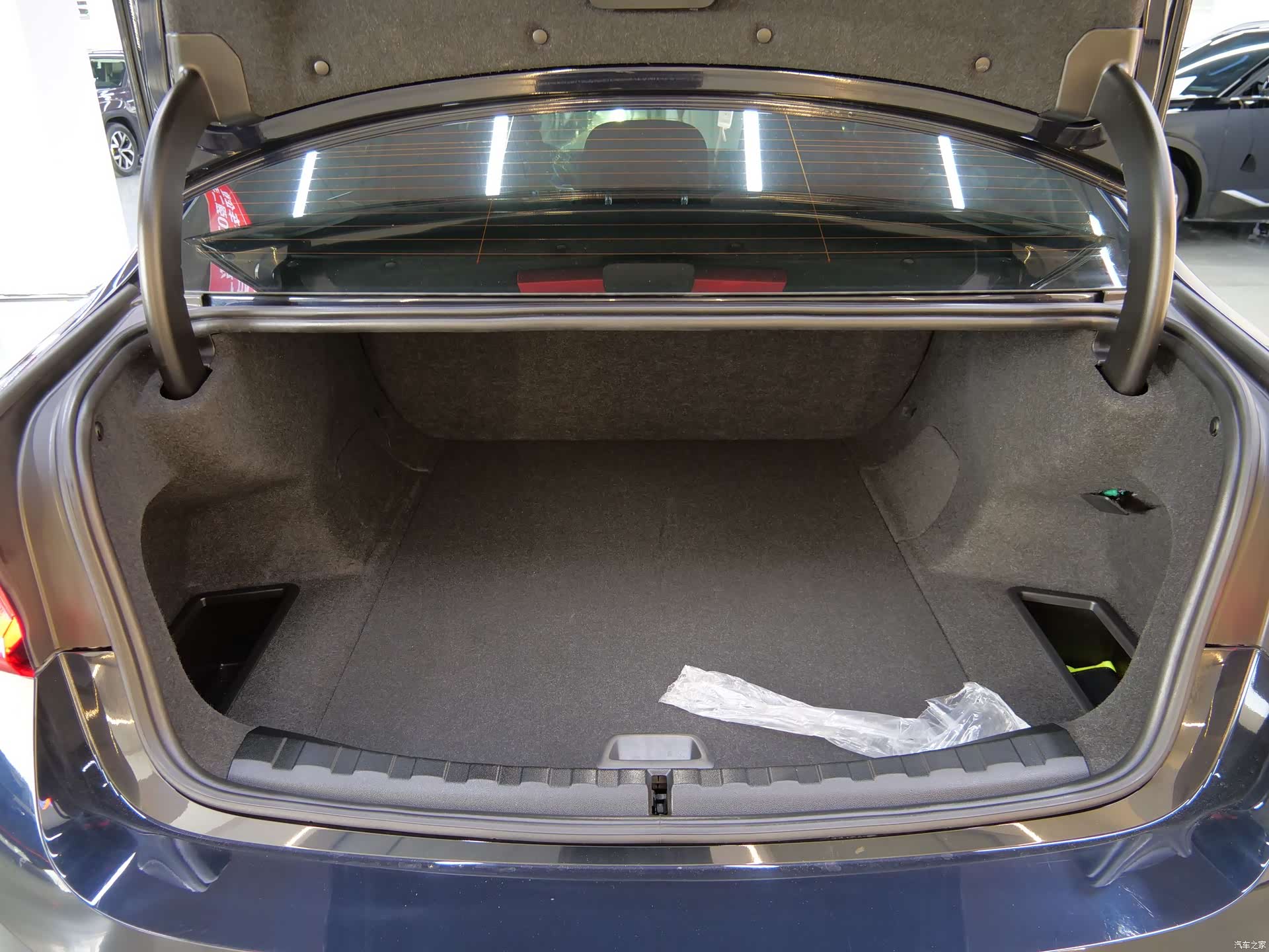 BMW i3, 2023 15