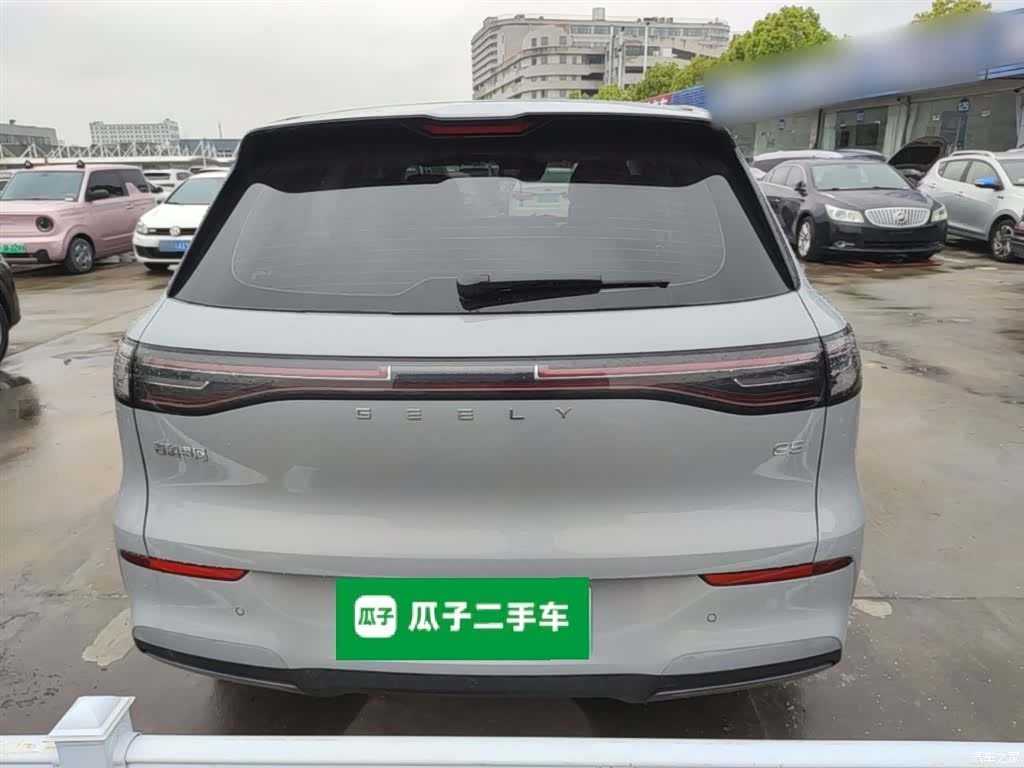 Geely Galaxy E5, 2025 4