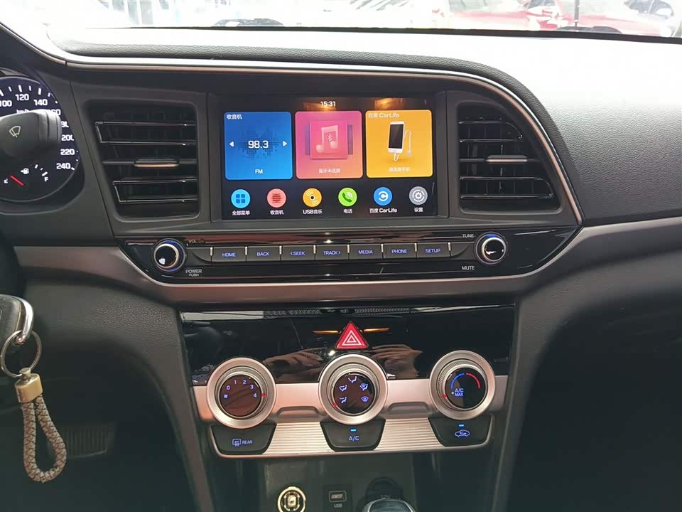 Hyundai Lead Hyundai Lead