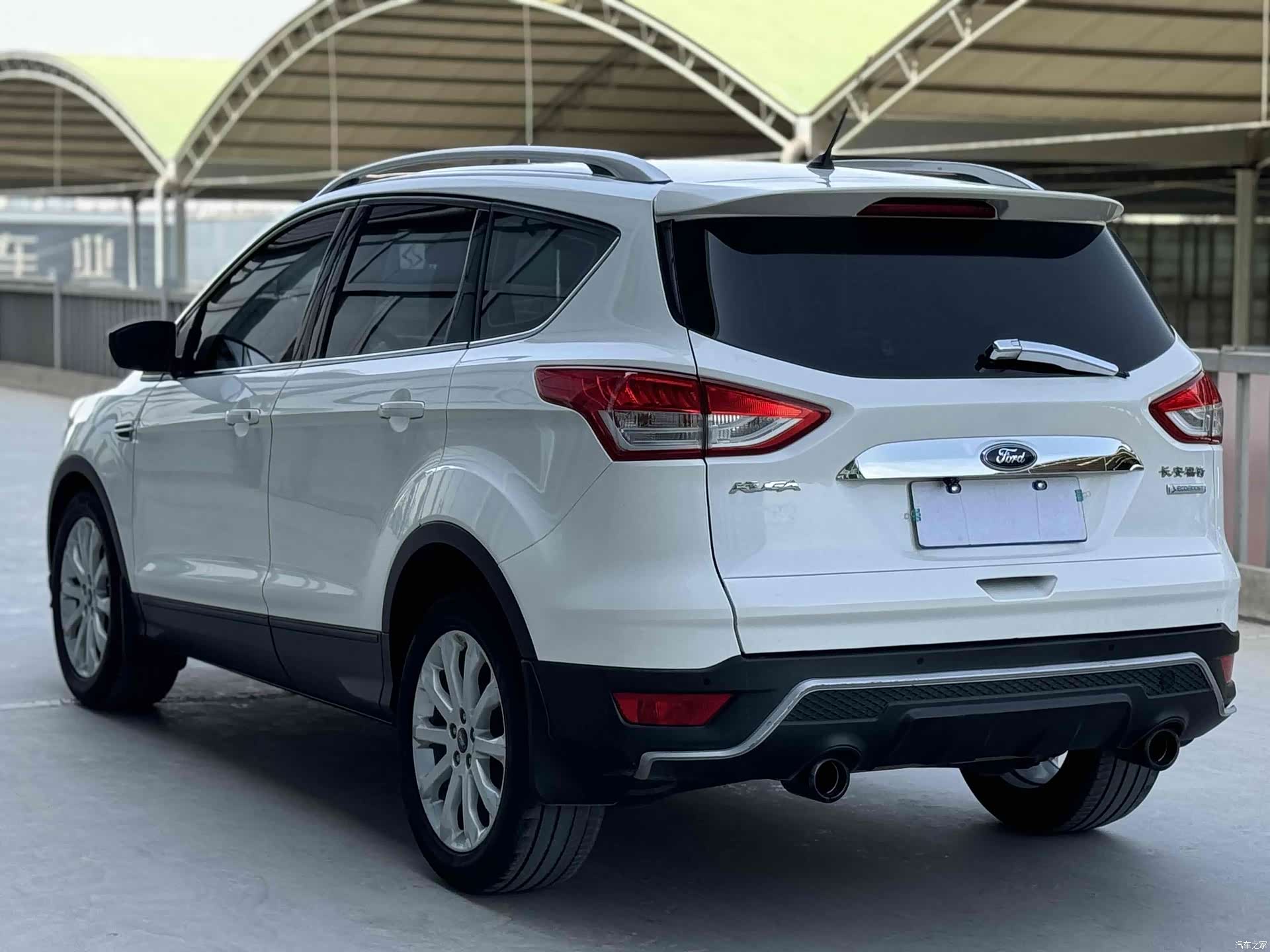 Ford Kuga, 2016 4